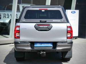 Toyota Hilux 2.8GD-6 double cab 4x4 Legend auto - Image 9