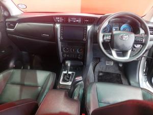 Toyota Fortuner 2.4GD-6 4x4 - Image 6