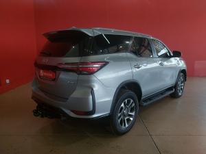 Toyota Fortuner 2.4GD-6 4x4 - Image 2