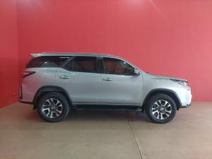 Toyota Fortuner 2.4GD-6 4x4 - Image 3