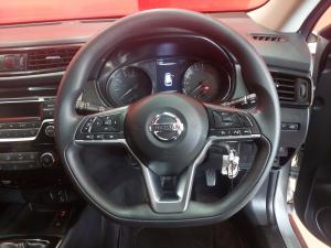 Nissan X-Trail 2.0dCi 4x4 LE - Image 8