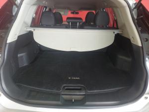 Nissan X-Trail 2.0dCi 4x4 LE - Image 12