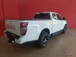 Isuzu D-Max 1.9TD Extended cab LS auto - Image 2