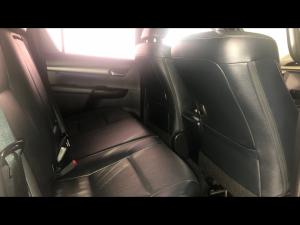 Toyota Hilux 2.8GD-6 double cab Legend auto - Image 12