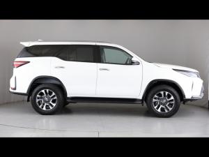 Toyota Fortuner 2.4GD-6 auto - Image 3