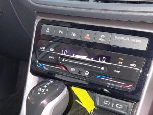 Volkswagen T-CROSS 1.5 TSI R-LINE DSG - Image 8