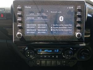 Toyota Hilux 2.8 GD-6 Raider 4X4 automaticD/C - Image 12