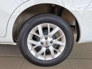 Nissan Almera 1.5 Acenta automatic - Image 10