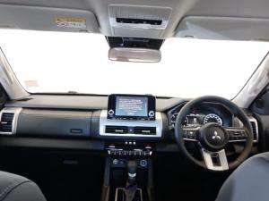 Mitsubishi Triton 2.4DI-D double cab GLS 4x4 auto - Image 6