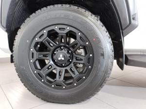 Mitsubishi Triton 2.4DI-D double cab 4x4 Xtreme - Image 11