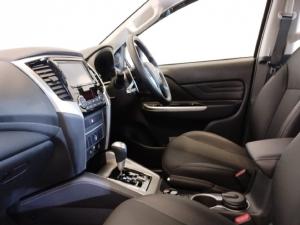 Mitsubishi Triton 2.4DI-D double cab 4x4 Xtreme - Image 9