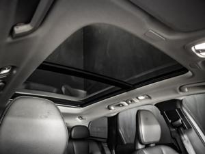 Volvo XC60 B6 AWD Ultimate Dark - Image 21
