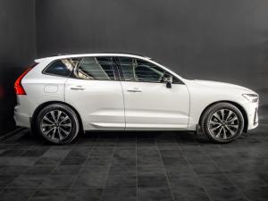Volvo XC60 B6 AWD Ultimate Dark - Image 2