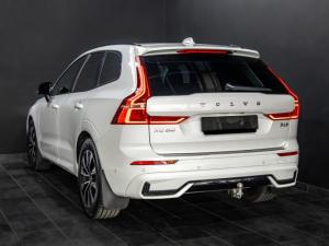 Volvo XC60 B6 AWD Ultimate Dark - Image 3