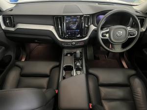 Volvo XC60 B6 AWD Ultimate Dark - Image 5