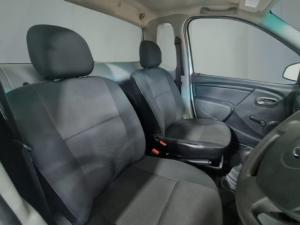 Nissan NP200 1.6i safety pack (aircon) - Image 8