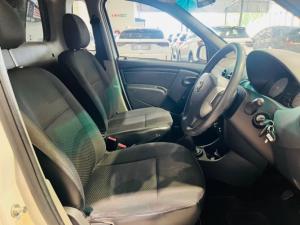 Nissan NP200 1.6i safety pack (aircon) - Image 5