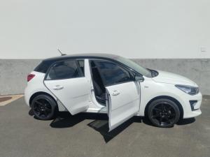 Kia Rio hatch 1.2 LS - Image 2