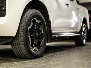 Nissan Navara 2.5DDTi double cab LE Plus - Image 11