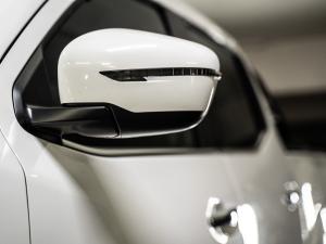 Nissan Navara 2.5DDTi double cab LE Plus - Image 14