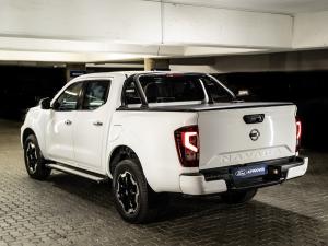 Nissan Navara 2.5DDTi double cab LE Plus - Image 3