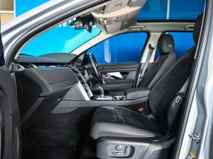 Land Rover Discovery Sport D200 - Image 15