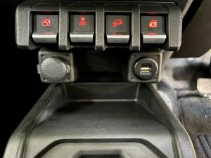 Suzuki Jimny 1.5 GLX AllGrip 5-door auto - Image 14