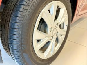 Suzuki Swift 1.2 GL+ auto - Image 16