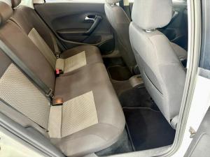 Volkswagen Polo sedan 1.4 Trendline - Image 12