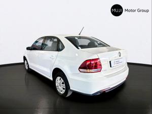 Volkswagen Polo sedan 1.4 Trendline - Image 2