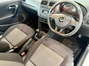 Volkswagen Polo sedan 1.4 Trendline - Image 3