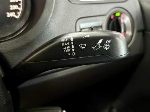 Volkswagen Polo sedan 1.4 Trendline - Image 9