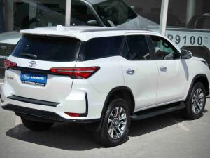 Toyota Fortuner 2.4GD-6 auto - Image 7