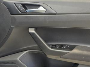 Volkswagen Polo hatch 1.0TSI - Image 12