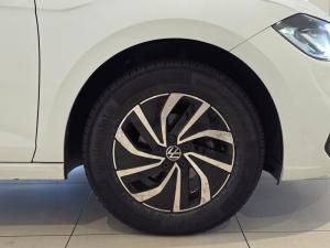 Volkswagen Polo hatch 1.0TSI - Image 15