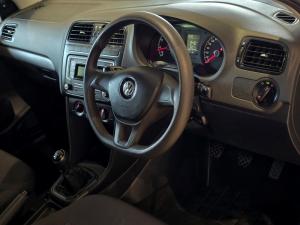 Volkswagen Polo Vivo hatch 1.4 Trendline - Image 8