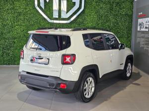 Jeep Renegade 1.4T Limited - Image 3
