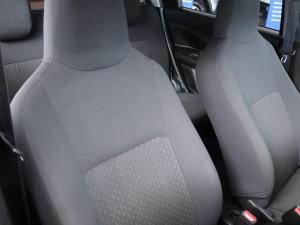 Toyota Vitz 1.0 XR manual - Image 16