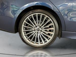 Mercedes-Benz C-Class C200 Avantgarde - Image 15