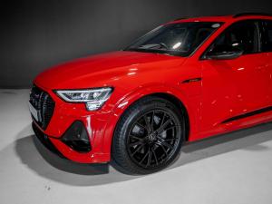 Audi e-tron Sportback 55 quattro S line - Image 10