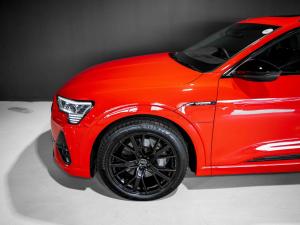 Audi e-tron Sportback 55 quattro S line - Image 12