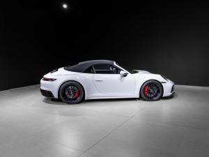 Porsche 911 Carrera GTS cabriolet manual - Image 26