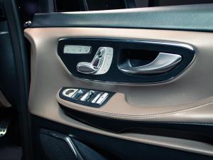 Mercedes-Benz V-Class V300d Exclusive - Image 22