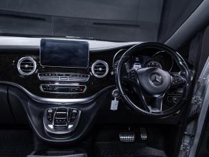 Mercedes-Benz V-Class V250d Avantgarde - Image 12