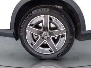 Mercedes-Benz GLC GLC300d 4Matic Avantgarde - Image 15