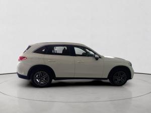 Mercedes-Benz GLC GLC300d 4Matic Avantgarde - Image 8