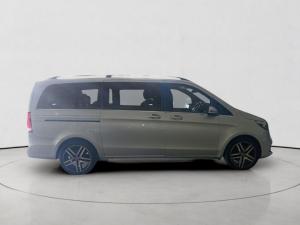 Mercedes-Benz V-Class V250d Avantgarde AMG Line - Image 12