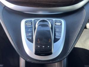 Mercedes-Benz V-Class V250d Avantgarde AMG Line - Image 12