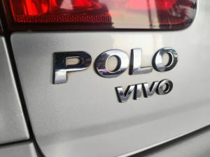Volkswagen Polo Vivo sedan 1.4 Trendline auto - Image 15