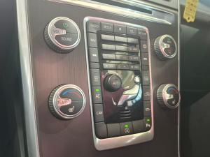 Volvo XC60 D4 Elite auto - Image 20
